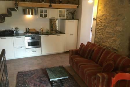Lovely Renovated Apartment Near 多尔切多 外观 照片