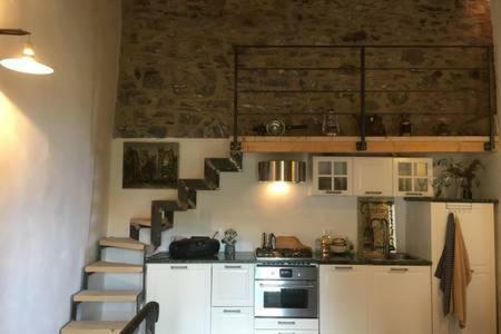 Lovely Renovated Apartment Near 多尔切多 外观 照片